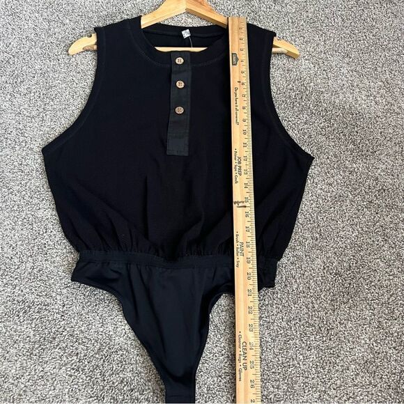 Free People Peek Aye Henley Black Bodysuit Small NWT - Picture 11 of 12